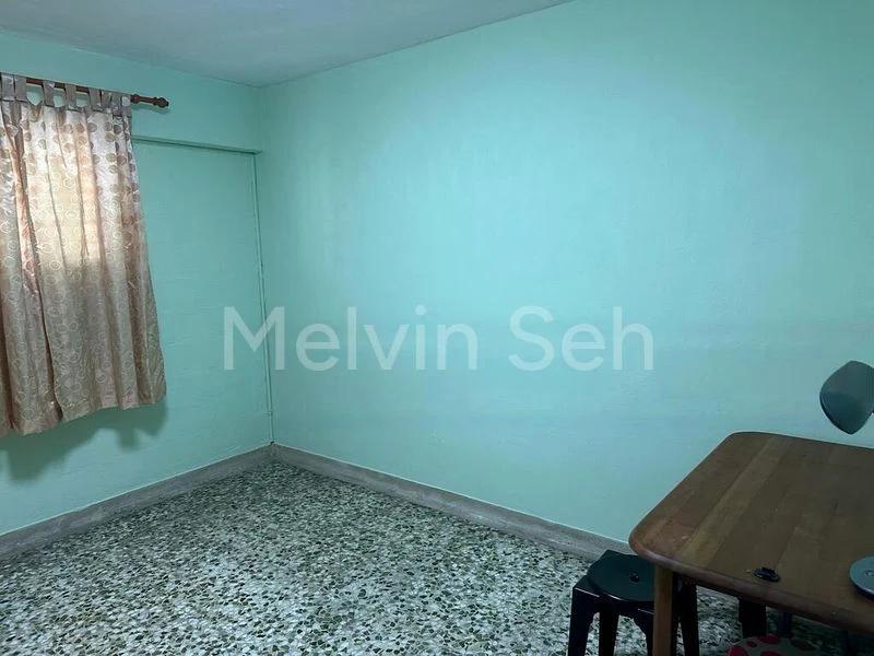 Room (HDB) for Rent in  419 Ang Mo Kio Avenue 10 - Image 1